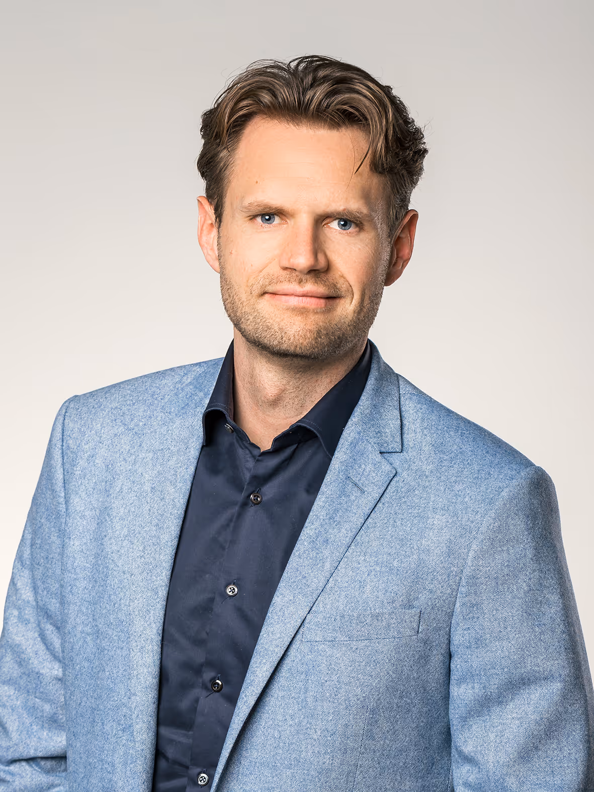 Sebastian Schröder im Beratungsgespräch